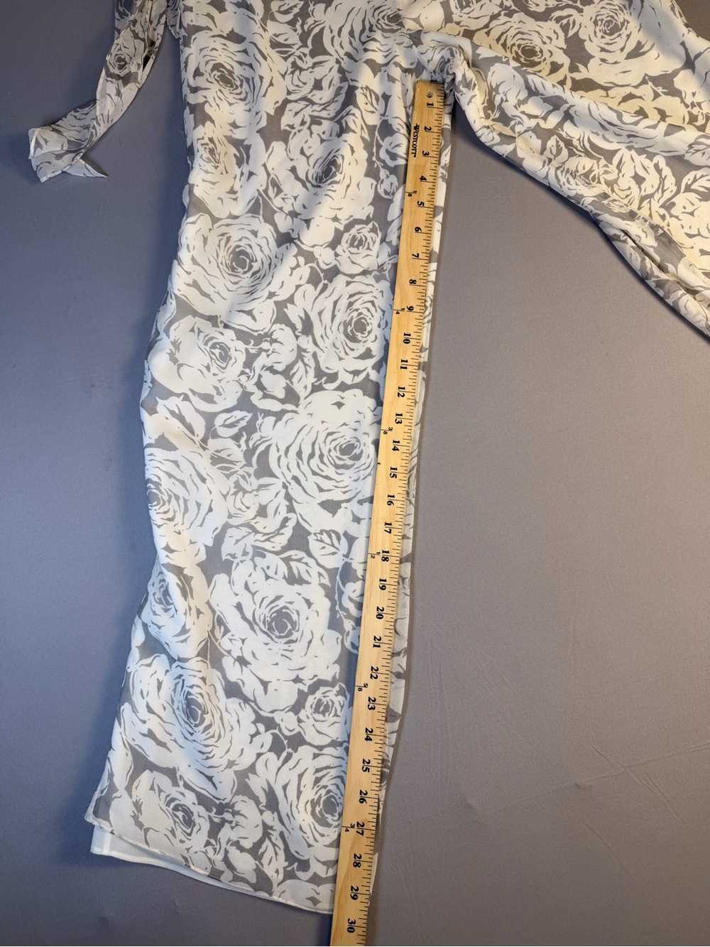 Linda Allard Ellen Tracy Size 2 100% Silk Pants Vintage Grey and White Floral - Picture 8 of 13